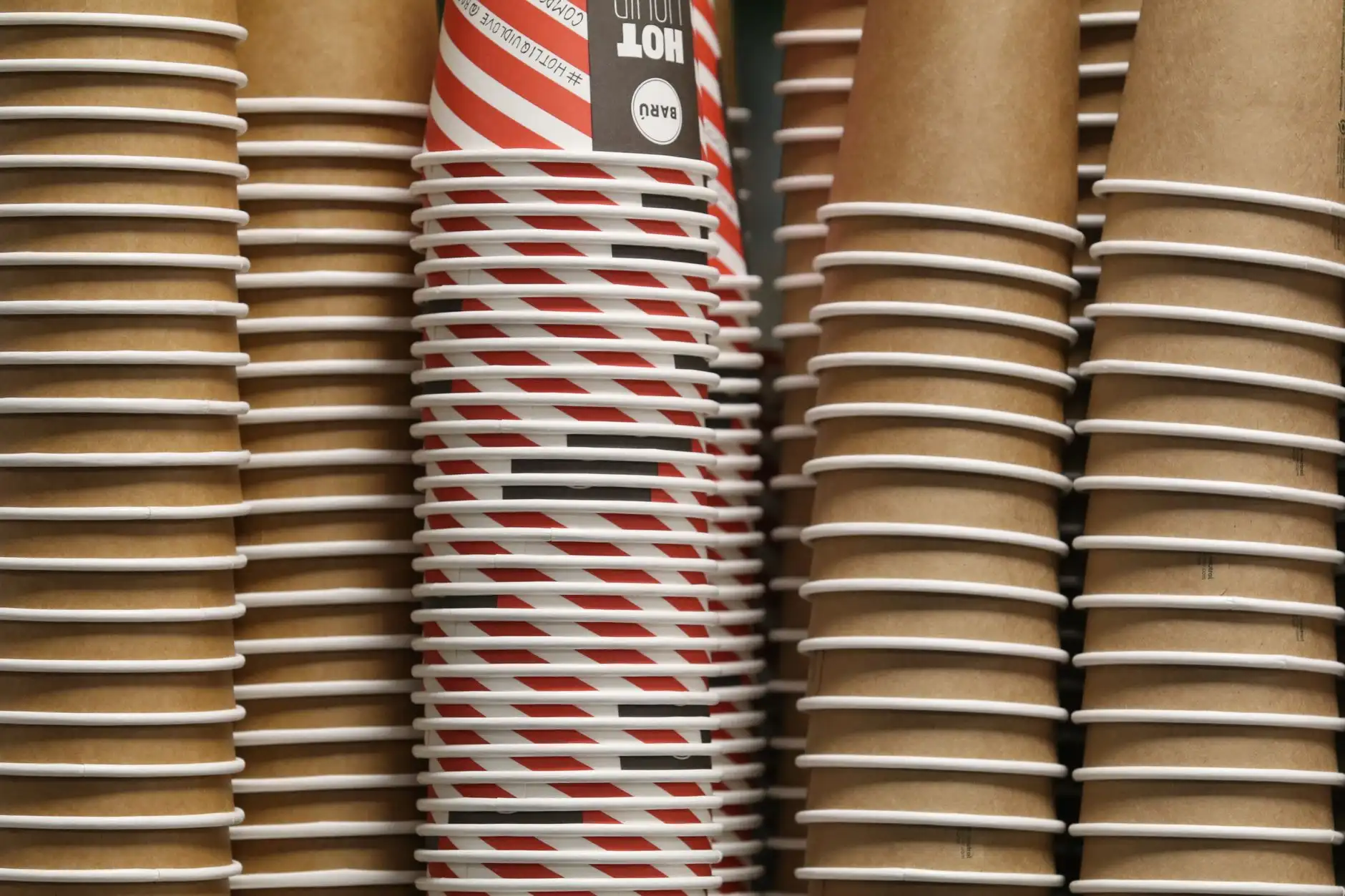 夏荣网工控机产品线解析:工业计算终端在自动化项目中的稳定应用